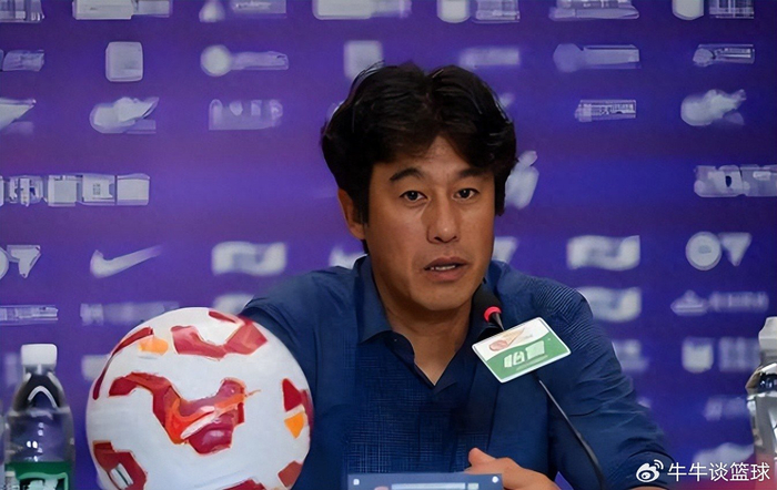 徐正源欧洲学习引热议 球迷调侃或执教英超俱乐