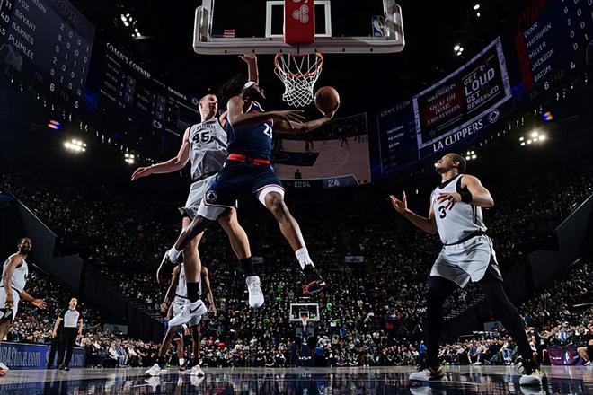 新奥尔良鹈鹕力克快船 以赛亚·杰克逊成关键拼