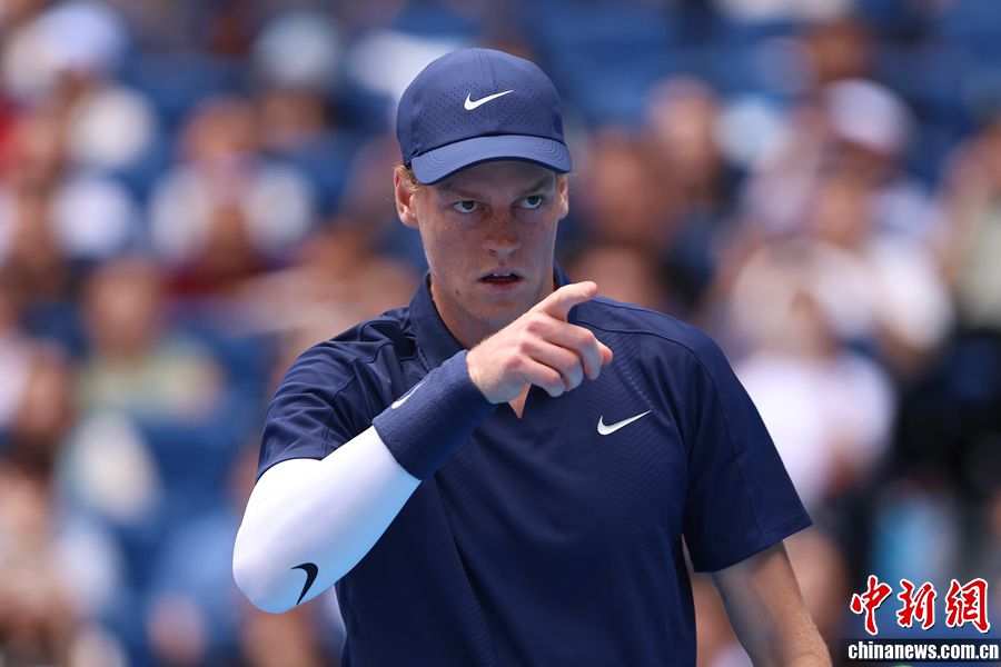 辛纳再夺中网男单冠军力克黑马勒纳·钱