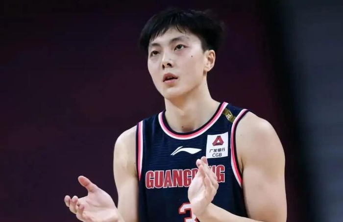 广东队绝境逆转广州队 创CBA31年八强神迹